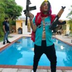 6ix9ine Instagram - I made a million dollars this year and I bought a fake Rolex with it 🕺🏻 haha swag for the culture 🐬 Miami, Florida