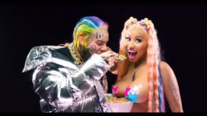 6ix9ine Instagram - EVERYBODY REPOST TROLLZ ON YOUR PAGE ‼️‼️
20,000,000 IN 12 HOURS 🌈🦄 CANCEL WHO⁉️⁉️⁉️ THEY KEEP HATIN BUT STILL WATCHIN 👀🤣🤣🤣 WE BROKE THE INTERNET 
REPOST 
REPOST 
REPOST 
NEW MERCH ON IG STORYYYYY