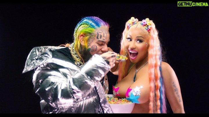 6ix9ine - 3.4 Million Likes - EVERYBODY REPOST TROLLZ ON YOUR PAGE ‼️‼️
20,000,000 IN 12 HOURS 🌈🦄 CANCEL WHO⁉️⁉️⁉️ THEY KEEP HATIN BUT STILL WATCHIN 👀🤣🤣🤣 WE BROKE THE INTERNET
REPOST
REPOST
REPOST
NEW MERCH ON IG STORYYYYY