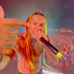 6ix9ine Instagram – 3 YEARS NO MUSIC 🌈 3 YEARS NO RADIO 🌈 3 YEARS NO INDUSTRY SUPPORT 🌈 I WAKE UP AND DECIDE TO MAKE MUSIC AGAIN AND PERFORM INFRONT OF 40,000 🌈 I WOULD HATE MY GUTS TO … I WILL FOREVER BE THE NUMBER 1 RAPPER IN THE WORLD FOREVER GRATEFUL ❤️💚💛💜💙🧡💖