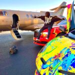 6ix9ine Instagram - On my way to New York. I got a million dollars on me and on my mother I’m by myself here’s what the jet lady texted me I copy and pasted it Arriving:6:45PM Airport: signature flight 1 Airport Rd, Morristown, NJ 07960 Well I’m with the kid who recorded this video but he’s like 5’4 140 solid I swear.