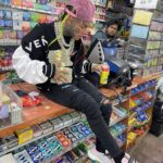 6ix9ine Instagram - New York Really Soft. This is home but me walking around with 1,000,000 cash is crazy New York, New York
