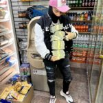 6ix9ine Instagram - New York Really Soft. This is home but me walking around with 1,000,000 cash is crazy New York, New York