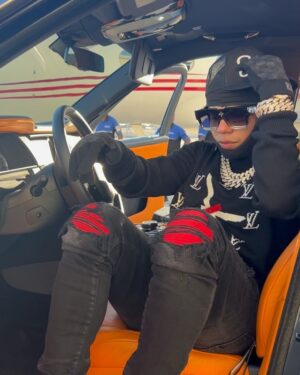 6ix9ine Instagram - Why you think people hate me? Please comment and let me know I’m lost