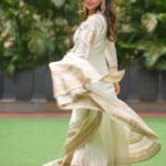 Aamna Sharif Instagram – 🤍
.
.
.
.
.
In @gopivaiddesigns 
Jew @sanzanyjewels 
@mukeshpatilmakeup 
@chettiarqueensly 
📷 @sanjaydubeyphotography