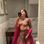 Aashna Shroff Instagram - I don’t think I’ve got so many questions about a lehenga ever! I’m wearing @printsbyradhika with the prettiest @outhousejewellery earrings 🩷