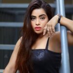 Aasma Sayed Instagram - Snakes and #ladders #black #black # 🖤 #2024 #loveyourself Andheri - अंधेरी