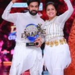 Aata Sandeep Instagram - Can’t forget this title winning moment of #NeethoneDance The dance reality show in @starmaa @endemolshineind Loads love to my favourite person @thedeverakonda & @sreemukhi Thanks to my judges @radhanair_r @sadaa17 @tarunmaster