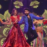 Aata Sandeep Instagram - Mass energetic dance performance in #BiggBossGrandFinale Sesson-7. My outfit by @contraditions PC by @riteshnikamphotography @starmaa @endemolshineind