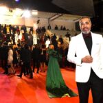 Abdel Aziz El Sayegh Instagram - @festivaldecannes 76 RED CARPET 2023 مهرجان كان الدولي ٧٦ السجادة الحمراء ٢٠٢٣ الحمدلله حمدًا كثيرًا على العطاءات والنعم الحمدلله حمدًا مديدًا على ما منع وما أتم الحمدلله حمدًا جزيلًا على الصعاب والسلم .. "وَعَسَى أَن تَكْرَهُوا شَيْئًا وَهُوَ خَيْرٌ لَّكُمْ وَعَسَى أَن تُحِبُّوا شَيْئًا وَهُوَ شَرٌّ لَّكُمْ وَاللَّهُ يَعْلَمُ وَأَنتُمْ لَا تَعْلَمُونَ" Palais des Festivals, Cannes