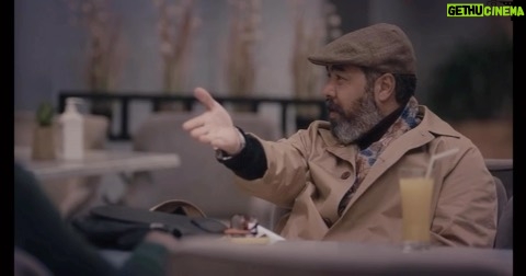Abdel Aziz El Sayegh Instagram - اقوم اقلب الطاولة علية !؟