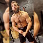 Abdoul Abdouraguimov Instagram - Après une petite pause cette été, je suis parti me refaire une santé au FMC Performance Cente📈🧬. Merci à Clément Marcou et Fred pour ce Camp très instructif et les nombreux conseils. Ces gars là sont des savants 🧠, il mérite leur réputation ! 🪐 Stay tuned, bientôt je vais annoncer du nouveau. 👑🦥 Palavas-les-Flots