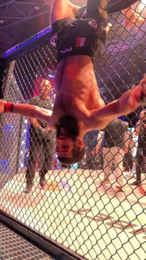 Abdoul Abdouraguimov Instagram - Now THAT is how you celebrate a win 😂

#PFLParis | Live on DAZN internationally 🌍