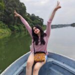 Adah Sharma Instagram - तुझे "नाव" काय आहे?🛶 What's your name and where are you from? In the comments GO ! 🫀🐊🍃🪐 📸 : 🦍