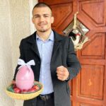 Adam Borics Instagram - 🇭🇺 Kellemes Húsvéti Ünnepeket Kívánok Mindenkinek. 🐰🐣 🪺 🇺🇸 Happy Easter! Enjoy this special day Hungary