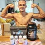 Adam Borics Instagram - 🇺🇸 The camp is doing well. 4 weeks out 🇭🇺 Az edzőtábor remekül halad. Szeptember 5-én érkezik a @myproteinhu Impact Week, ahol nagy akciókra és ajándékokra lehet számítani. A kedvezményes linket megfogjátok találni a biomban, és a sztorikban. 🎁 Egy gyors nyereményjátékkal jövök nektek, 44 000 Ft értékű myprotein csomagot nyerhettek. 👇A játékban való részvételhez, nincs más dolgotok, mint 📍bekövetni engem + a @myproteinhu oldalát 📍Ide kommentben megjelölni két ismerősötöket, akik örülnének ilyen csomagnak. ✌️ A nyereményjáték 2022 szeptember 4 20:00 órakor zárul. A Játék semmilyen módon nem szponzorált az Instagram által, illetve semmilyen tekintetben nem kapcsolódik az Instagramhoz