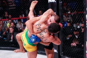 Adam Borics Instagram - 🇺🇸You have to fight some of the bad days to earn some of the best days of your life! 
A lot of thoughts in my mind. Still hurts, people don’t know what i went through, but it is what is it. I wasn’t 100%. I got injury. I tore my Acl. Next week I will have surgery. My goal is to come back faster than anyone ever. Just like i said, I’m still young, my carrier is still ahead of me. The Kid 🏹 will be back! 

🇭🇺Le kell küzdeni néhányat a rossz napokból, hogy kiérdemeljük a legjobb napokat! Nagyon sok gondolat van még mindig a fejembe. Fáj iszonyatosan fáj, az emberek nem tudják min mentem keresztül, de így alakult. Nem voltam 100%-os elszakadt a keresztszalagom. Jövőhéten megműtenek. A célom, hogy gyorsabban térjek vissza, mint bárki valaha. ☝️De még mindig fiatal vagyok, a karrierem még előttem van. Visszatérek hamarosan! Köszönöm, hogy velem vagytok akkor is, amikor nem csak nevetés van. 🇭🇺❤️ Jövök a mai napon a csatornámon egy élővel! The Kid 3.0 loading
#Thecomeback