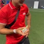 Adam Borics Instagram - 🇺🇸 🥊 Bodyshot Challange 👋 in Kid’s way 🤣🤣🤣 They got @myprotein 🍫 except of @menacefight sorry brother 🤣Swipe ▶️ for those videos 😁 🇭🇺 Egy új kihívást indítottam a csapatban. 😁 azt mondtam nekik, ha kibirnak két test ütést akkor napnak egy @myproteinhu szeletet. De a másodikra pofont kaptak 🤣 ▶️ lapozz oldalra a videókért #bodyshots #funny #igotyou #funnyvideosdaily #usa Miami, Florida