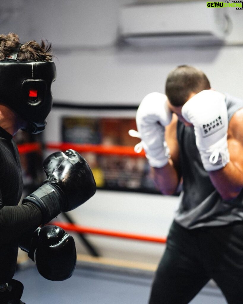 Adam Borics Instagram - 🥷 @kkevin.official LFG🔥 #boxing Budapest, Hungary