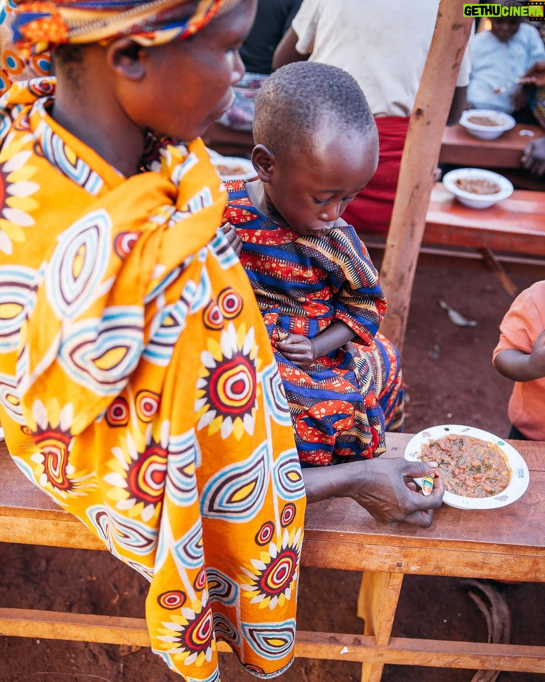 Adam Liaw Instagram - The most rewarding cooking demonstration I’ve ever done. Assisting UNICEF’s Mamans Lumière (Light Mothers) program in Ngozi Province. The Mamans Lumière program is where model mothers like Sibomana Christine teach young women about practical nutrition for their children. Ngozi has one of the highest rates of childhood malnutrition in the world, with latest reports suggesting more than 60% of children experience stunting as a result of severe malnutrition. The Light Mothers teach about the balance and sources of macronutrients in ingredients that local women may be able to access, and UNICEF supplements this with a flavourless micronutrient powder containing essential vitamins and minerals for child development. We made melangé, a nutritious Burundian stew made from whatever ingredients are on hand - in this case beans, lengalenga (amaranth, a Burundian staple), vegetables and small dried fish from Burundi’s Lake Tanganyika. The women said I was a good cook, but also commented that they had never seen a man cook before! Ngozi, Burundi