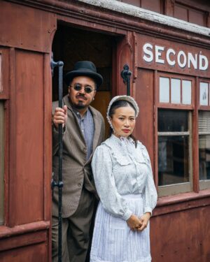 Adam Liaw Instagram - Tonight on #AdamandPoh’s Great Australian Bites @pohlingyeow and I are heading back in time (and to @visitgippsland) to explore the history of Aussie home cooking, making the ultimate lamb roast, dropping in to @hogget_kitchen, and catching up with the unstoppable @petereverettau at the Meeniyan Garlic Festival for a very special, live encore performance of Ready, Steady, Cook! (starring Poh and me)! 

Starts in 15 mins!

@meeniyangarlicfestival
#VisitVictoria 
#stayclosegofurther