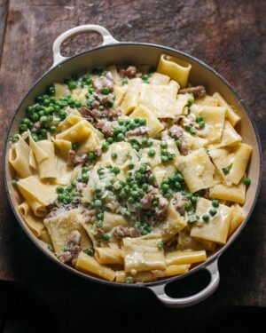 Adam Liaw Instagram - Tonight’s dinner. Paccheri con pancetta, piselli, parmagiano e pepe… alla panna. 

All the Ps. The bacon is homemade. Don’t judge me for the cream. ✌️