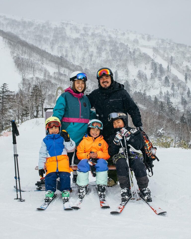 Adam Liaw Instagram - New family portrait. ❤️ Hoshino Resorts Tomamu
