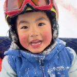 Adam Liaw Instagram - Gondola chats with Benji. He hit a jump at significant speed and - no word of a lie - did a complete forward somersault before landing back on his feet, except his skis had come off during the flip so he bit it hard. Luckily it was in quite deep powder so no injuries. 👍