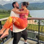 Addison Rae Instagram - hawaii💗🐚🪽🥭🥥🫚 thank you @1hotel.hanaleibay !! 1 Hotel Hanalei Bay