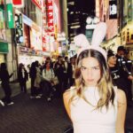 Addison Rae Instagram - 𝓱𝓪𝓹𝓹𝔂 𝓱𝓪𝓵𝓵𝓸𝔀𝓮𝓮𝓷 🐇