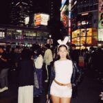 Addison Rae Instagram - 𝓱𝓪𝓹𝓹𝔂 𝓱𝓪𝓵𝓵𝓸𝔀𝓮𝓮𝓷 🐇