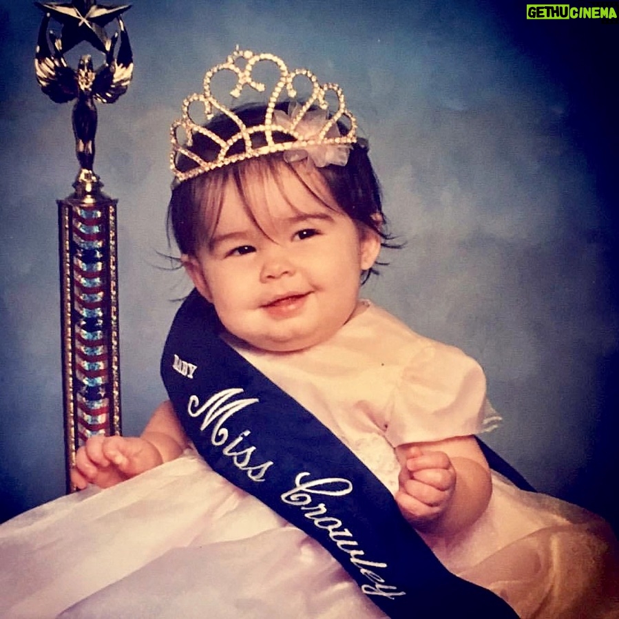 Addison Rae Instagram - life after life 💘👑💖💜🩵💝