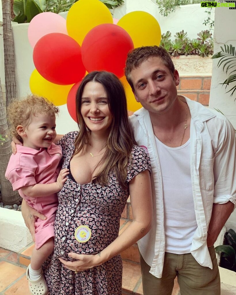 Addison Timlin Instagram - Well, the difference a year makes. Happy Anniversary my love, I love our little growing family more than words.