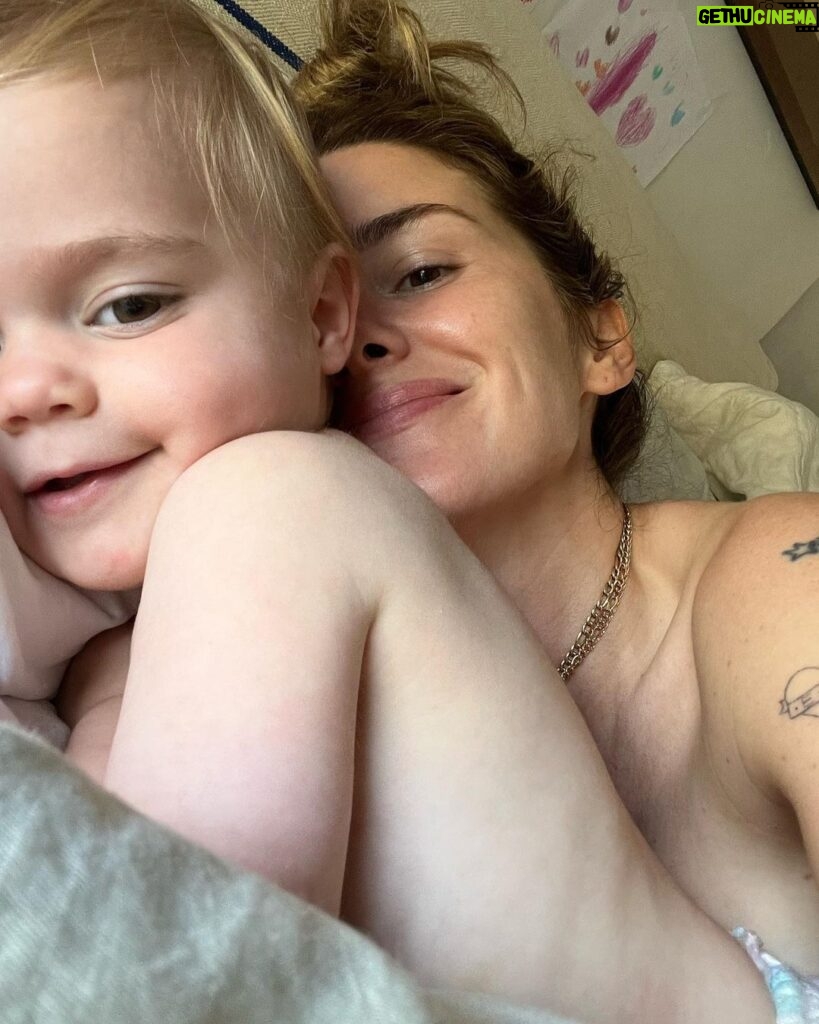 Addison Timlin Instagram - Co-parent is not how I pictured it. It is so fucking hard. It is all out covered in shit crying on the floor kick you in the shins screaming with no sound coming out hard. Its not the natural order of things. It can be exhausting but more than anything it can just be so lonely. when something magical happens and you have to tell yourself “don’t forget this” because theres no witness by your side. It’s so painful. But just like everything with motherhood the lows are demolished by the staggering heights. To live with young children is an eyes wide open, wondrous and joyful place to be, it’s to be surrounded by a daily expression of their authentic selves and I wonder if without their example I would have been able to do the same. My hope for all mothers is that the expansive, unconditional, without fear or judgement love we offer our children can be turned towards ourselves as much as possible. We need it. Knowing what is best for you is easy if you can get quiet enough- doing what is best for you can seem impossible- but it’s not. Im feeling so peaceful today and so deeply in love with my children, being a mom is the only thing I’ve ever wanted and being theirs is just the luckiest most remarkable thing on the planet. Doing it alone has given me more strength and more empathy and more tears than anything else in my life ever has. So thank you to everyone that has helped me in these last 9 months, the moms who picked my kid up from school in an emergency, play dates that made weekends feel a little less like climbing a small mountain, crying in my car, urgent care centers, frozen 1 and 2, and my little man JJ, Kraft mac and cheese, dry shampoo, ice cream, lollipops, goldfish, pirates booty, pull ups, crocs, soap & water, neighbors, my friends, my family, and if you turned and said to me “I’ve got you” Oof. It feels good. Happy Mother’s Day ya’ll.