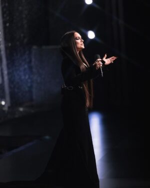 Adele Instagram - Weekend 33