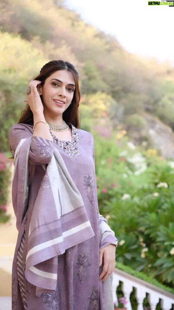 Aditi Vats Instagram - “Enchanting Lilac” “Enchanting Lilac” is a modern outlook of femininity from “The Mystic Mirage Collection”. Elegance meets tradition in this Pakistani modal suit with a chic straight cut silhouette, paired with stylish mudal pants. The ensemble boasts a distinctive neckline adorned with intricate handwork, while the shirt and dupatta feature a stunning black foil print, adding a touch of sophistication to your ethnic wardrobe. Order Placement: For pricing and order placement , please reach us via DM or email at support@jvyal.com Available in sizes M,L,Xl,XXL #jvyal #jvyal #ethnic #ethnicwear #beautifuloutfit #dresstokill #beauty #outfitstocravefor #brand #thingstowear #loveindianwear #indianwear #indianwearlove❤️🇮🇳 #kaftan #kaftansets #festivalkaftan