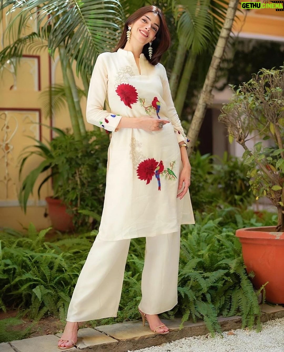 Aditi Vats Instagram - “Serenity Silk Symphony” Outfit Description: “Serenity Silk Symphony” is a our exquisite Pakistani-inspired ivory coord set from our “ The Mystic Mirage Collection “ featuring intricate handwork on the shimmering silk fabric. This ensemble exudes sophistication and elegance, making it the perfect choice for any special occasion. With its graceful design and impeccable craftsmanship, it’s a timeless outfit that will leave a lasting impression. Order Placement: For pricing and order placement , please reach us via DM or email at support@jvyal.com Available in sizes M,L,Xl,XXL #jvyal #jvyal #ethnic #ethnicwear #beautifuloutfit #dresstokill #beauty #outfitstocravefor #brand #thingstowear #loveindianwear #indianwear #indianwearlove❤️😍