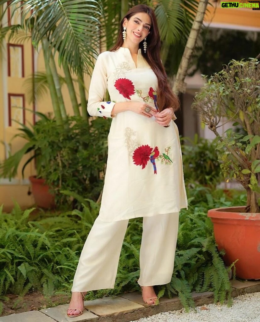 Aditi Vats Instagram - “Serenity Silk Symphony” Outfit Description: “Serenity Silk Symphony” is a our exquisite Pakistani-inspired ivory coord set from our “ The Mystic Mirage Collection “ featuring intricate handwork on the shimmering silk fabric. This ensemble exudes sophistication and elegance, making it the perfect choice for any special occasion. With its graceful design and impeccable craftsmanship, it’s a timeless outfit that will leave a lasting impression. Order Placement: For pricing and order placement , please reach us via DM or email at support@jvyal.com Available in sizes M,L,Xl,XXL #jvyal #jvyal #ethnic #ethnicwear #beautifuloutfit #dresstokill #beauty #outfitstocravefor #brand #thingstowear #loveindianwear #indianwear #indianwearlove❤️😍