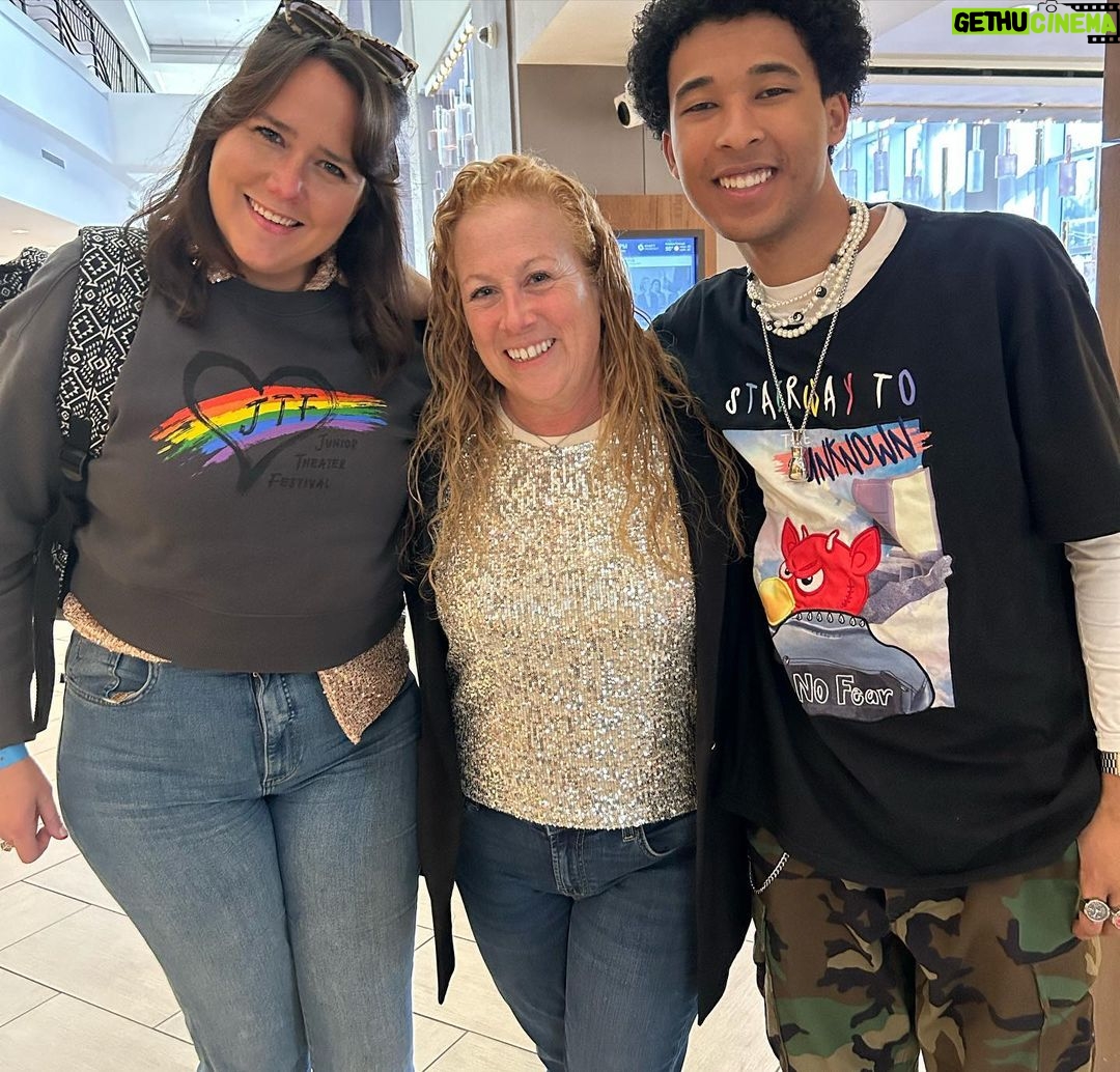 Adrian Lyles Instagram - Honored @juniortheaterfestival Thank you for having me 🤧