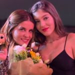 Adriana Del Claro Instagram - Um ano de Sweeney Todd Brasil no @033rooftop como foi lindo, que time de talentos!! Até hoje ouço as primeiras notas da orquestra e me emociono. Inesquecível! Só agradeço!! Especial a @zenriqdpaula @femaiamaia @simonetlcarneiro, @rodrigolombardi @andrezzamassei todo elenco, músicos, técnica, producão, patrocinadores, 033, vcs são talentosos e gigantes!! OBRIGADA!!!! Quem quer assistir de novo @sweeneytoddbrasil? 🙋‍♀️ Borboletas no estômago! Vambora atrás dos sonhos?!! Fotos do mago das lentes @stephansolon 033 Rooftop