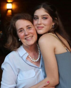 Adriana Del Claro Instagram - Mãe ❤️ #amorincondicional #felizdiadasmães