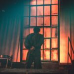 Adriana Del Claro Instagram - Sweeney Todd está indicado ao Prêmio Shell de Teatro pela brilhante cenografia de @zenriqdpaula e @eu.o.cesar Parabéns Zé e César pelo trabalho impecável e obrigada pela honra de fazer parte desse projeto pela confiança no meu trabalho e parabéns a todos desse time @sweeneytoddbrasil orgulho que não cabe!! Ainda me beliscando!!! Estamos no Shell!!!!!!!!!! 😮😮😮❤️🥧🪒 @delclaroproducoes @033rooftop Fotos do talentoso @stephansolon 033 Rooftop