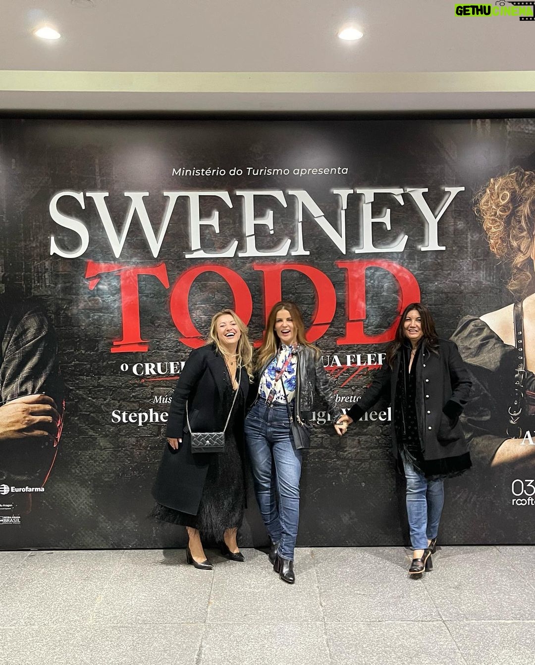 Adriana Del Claro Instagram - Nos conhecemos há tão pouco tempo e como já te admiro como pessoa, força, profissional!!! Parabéns pelo @sweeneytoddbrasil é um musical primoroso… Sensacional!!! Todo sucesso do Mundo para você!!! @adrianadelclaro #sweeneytoddtattoo #sweeneytoddfanart #rodrigolombardi 033 Rooftop