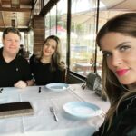 Adriana Del Claro Instagram - “Lá na beira, uh uh Lá na beira do mar” #specialmoments #ciclos #amor Brava Beach - Praia Brava