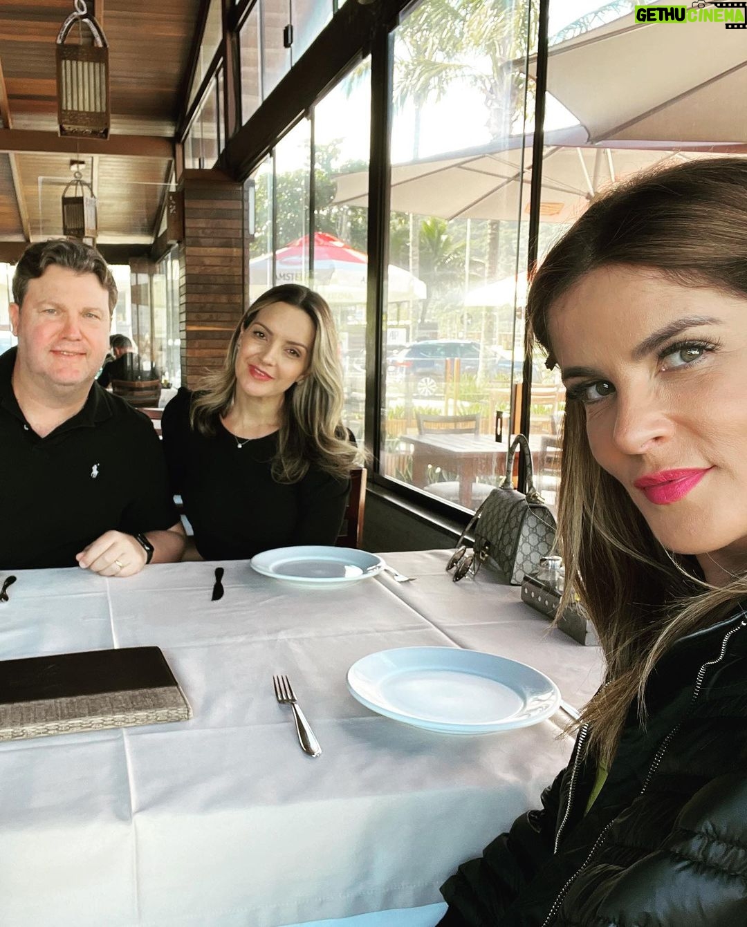 Adriana Del Claro Instagram - “Lá na beira, uh uh Lá na beira do mar” #specialmoments #ciclos #amor Brava Beach - Praia Brava