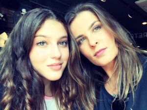 Adriana Del Claro Instagram - No #tbt meu bebê grande @gegedc ❤️ o tempo passa rápido! Aproveite cada minuto!! Vambora atrás dos sonhos?!! Paz, saúde, alegria e (muito) amor!! Te amo Ge❤️