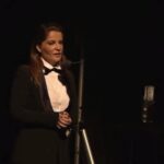 Adriana Del Claro Instagram – “O palhaceu está sorrindo pra gente”.

Discurso de @adrianadelclaro recebendo o prêmio de Melhor Musical Brasileiro por “Chaves – um Tributo Musical” na oitava edição do Prêmio Bibi Ferreira.

Obrigado a todos que participaram desse projeto lindo e parabéns a todos nós por essa conquista!
