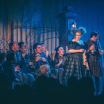 Adriana Del Claro Instagram - O musical da Broadway “Sweeney Todd - o Cruel Barbeiro da Rua Fleet” estreou no Brasil em 2022 e foi o musical de maior sucesso de bilheteria do 033 rooftop. A montagem imersiva do espetáculo encantou os fãs brasileiros com um elenco de tirar o fôlego. “Sweeney” foi dirigido por Zé Henrique de Paula e tem direção musical de Fernanda Maia. O espetáculo foi indicado a diversos prêmios e vencedor de tres categorias do Prêmio Bibi Ferreira. The Broadway show “Sweeney Todd - the Demon Barber of Fleet Street” had its debut in Brazil in 2022 and is the most successful show ever presented at 033 rooftop in terms of tickets sale. The immersive production enchanted the Brazilian fans with a breathtaking casting. “Sweeney” was directed by Zé Henrique de Paula and orchestrated by Fernanda Maia. The musical was nominee to multiple awards is won three categories of Bibi Ferreira Awards 2022. #sweeneytodd #delclaroproducoes #033rooftop #musical #broadway #musicalsp