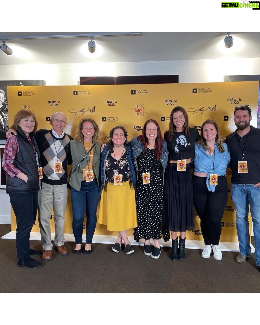 Adrianne Palicki Instagram - Throwing it back to an amazing time a few weeks ago at #SXSW with some of the best people 🥰 Still daydreaming about Miss Dolly ðŸ˜ðŸ¦‹ #Austin SXSW Music and Film Festival Austin, TX