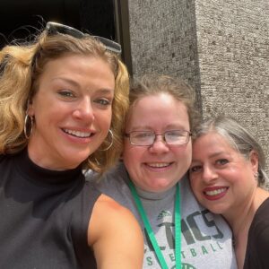 Adrianne Palicki Instagram - Had a BLAST at @starfuryevents Ultimates Multiverse this past weekend! Loved meeting all of you 😊🌟